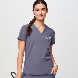 FIGS like new women's Space Navy Slim Catarina™ - One-Pocket Scrub Top - XL
